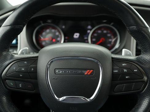 Used 2021 Dodge Charger SXT w/ Driver Convenience Group image 10