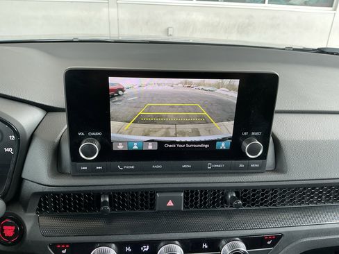 Used 2024 Honda CR-V EX image 10