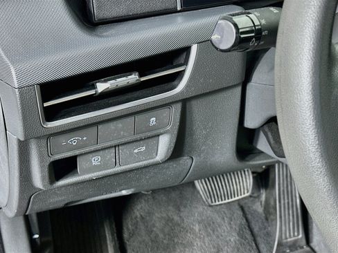 Used 2025 Hyundai Sonata SEL FWD image 17