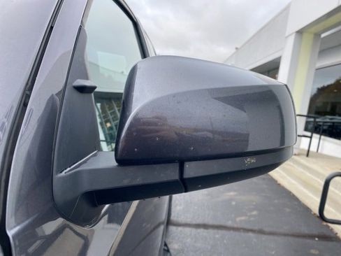 Used 2023 Toyota Tacoma SR image 8