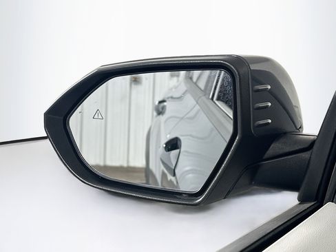 Used 2025 Hyundai Kona SEL FWD image 16