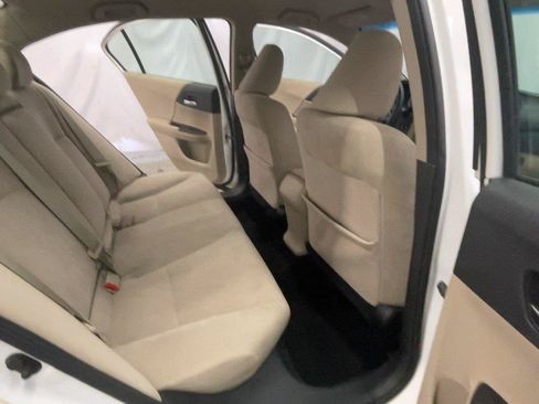 Used 2013 Honda Accord LX image 25