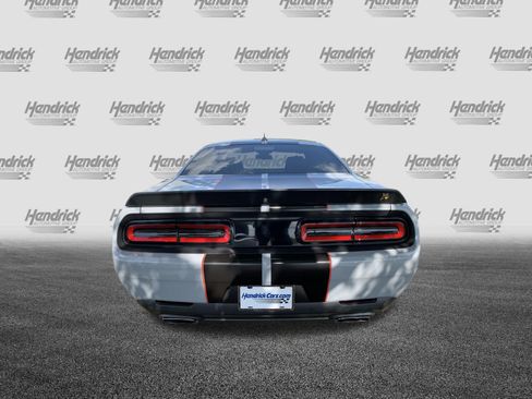 Used 2021 Dodge Challenger R/T Scat Pack RWD image 9