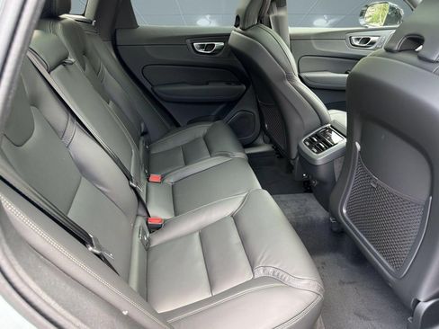 New 2026 Volvo XC60 B5 Ultra w/ Climate Package AWD/4WD image 30