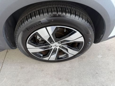 Used 2025 Volvo V60 B5 Cross Country Plus image 30