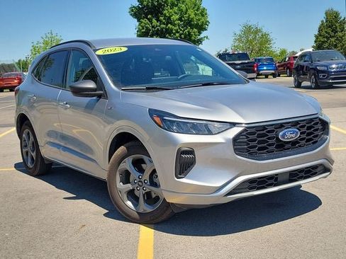 Used 2023 Ford Escape ST-Line w/ Tech Pack #1 AWD/4WD image 29