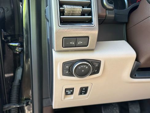 Used 2020 Ford F150 Limited AWD/4WD image 20