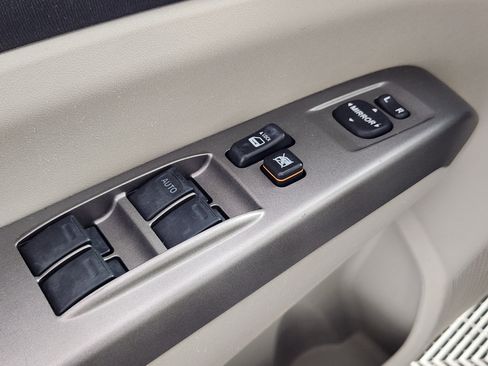 Used 2009 Toyota Prius FWD image 17