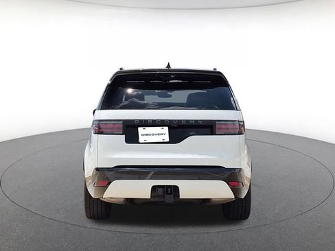 Used 2025 Land Rover Discovery Dynamic SE AWD/4WD image 6