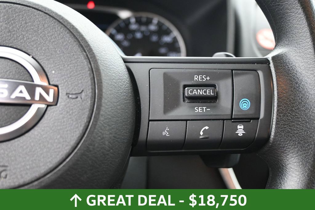 Used 2024 Nissan Rogue SV AWD/4WD image 31