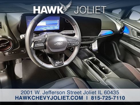 Used 2024 Chevrolet Equinox EV RS FWD image 13