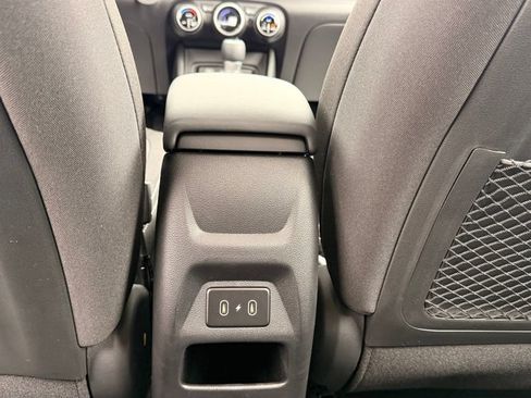 New 2026 Hyundai Venue SEL FWD image 25