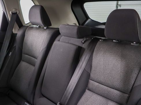 Used 2024 Nissan Rogue SV FWD image 24