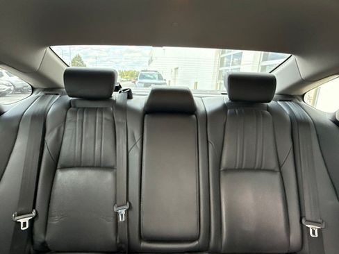 Used 2021 Honda Accord Touring image 11