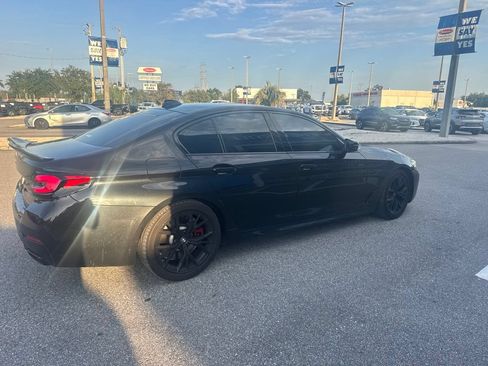 Used 2022 BMW M550i xDrive w/ Premium Package AWD/4WD image 4