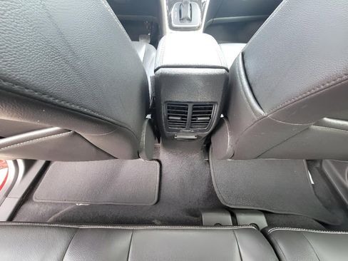 Used 2016 Ford C-MAX Energi SEL w/ Equipment Group 302A image 29