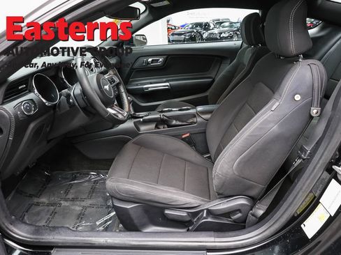 Used 2017 Ford Mustang Coupe RWD image 13