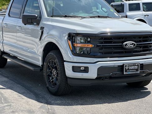 New 2026 Ford F150 XLT w/ Equipment Group 302A MID AWD/4WD image 11