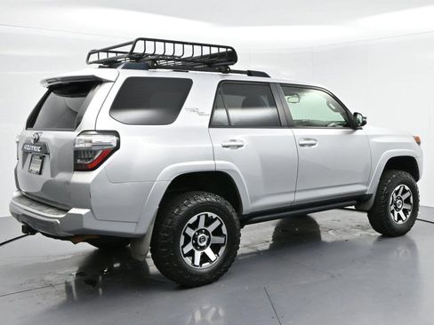 Used 2019 Toyota 4Runner TRD Off-Road Premium AWD/4WD image 7