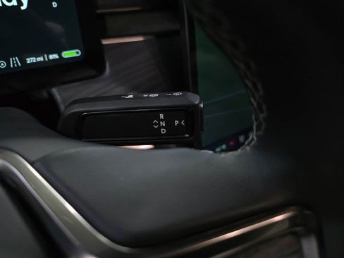 Used 2025 Rivian R1T Adventure image 30