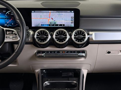 Certified 2022 Mercedes-Benz GLB 250 image 5