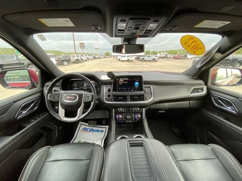 Used 2022 GMC Yukon SLT w/ SLT Premium Package AWD/4WD image 15