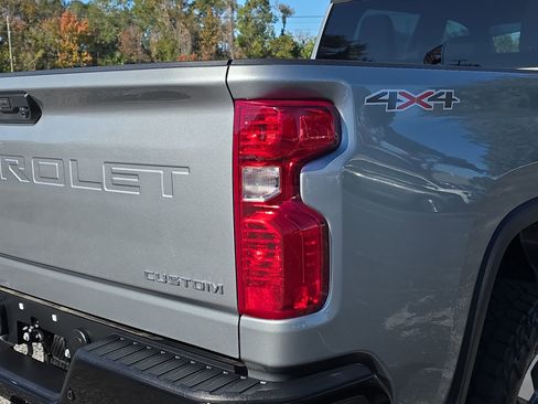 New 2026 Chevrolet Silverado 2500 Custom w/ Custom Value Package image 7