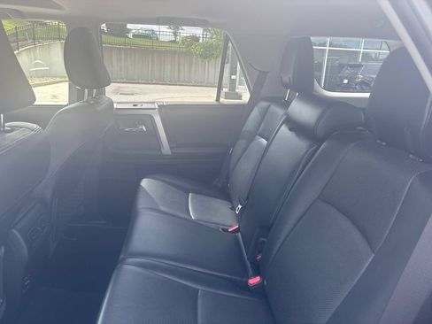 Used 2017 Toyota 4Runner Limited AWD/4WD image 17