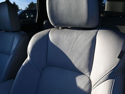 Used 2022 Mitsubishi Outlander 4WD Plug-In Hybrid image 20