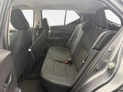Used 2024 Nissan Kicks SV image 22