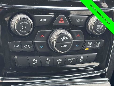 Used 2021 Jeep Grand Cherokee Limited w/ Trailer Tow Group IV image 22