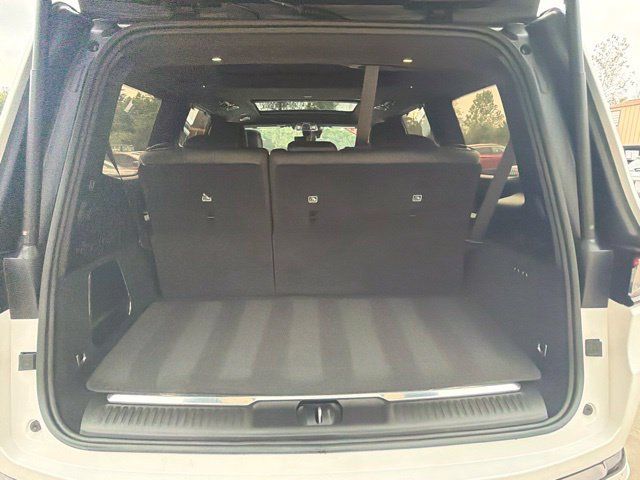 Used 2022 Jeep Grand Wagoneer Series II w/ Quick Order Packagew 28T AWD/4WD image 11