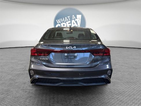 Certified 2024 Kia Forte LXS image 5