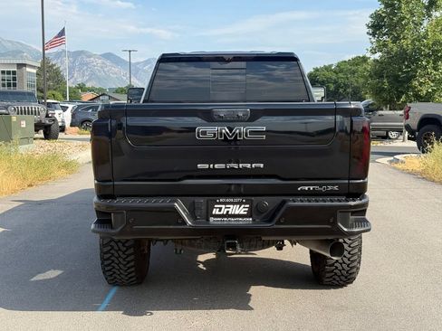 Used 2025 GMC Sierra 2500 AT4X AWD/4WD image 14