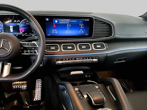Certified 2024 Mercedes-Benz GLS 450 4MATIC image 7