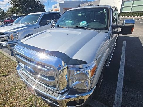 Used 2014 Ford F250 Lariat w/ Chrome Package image 9