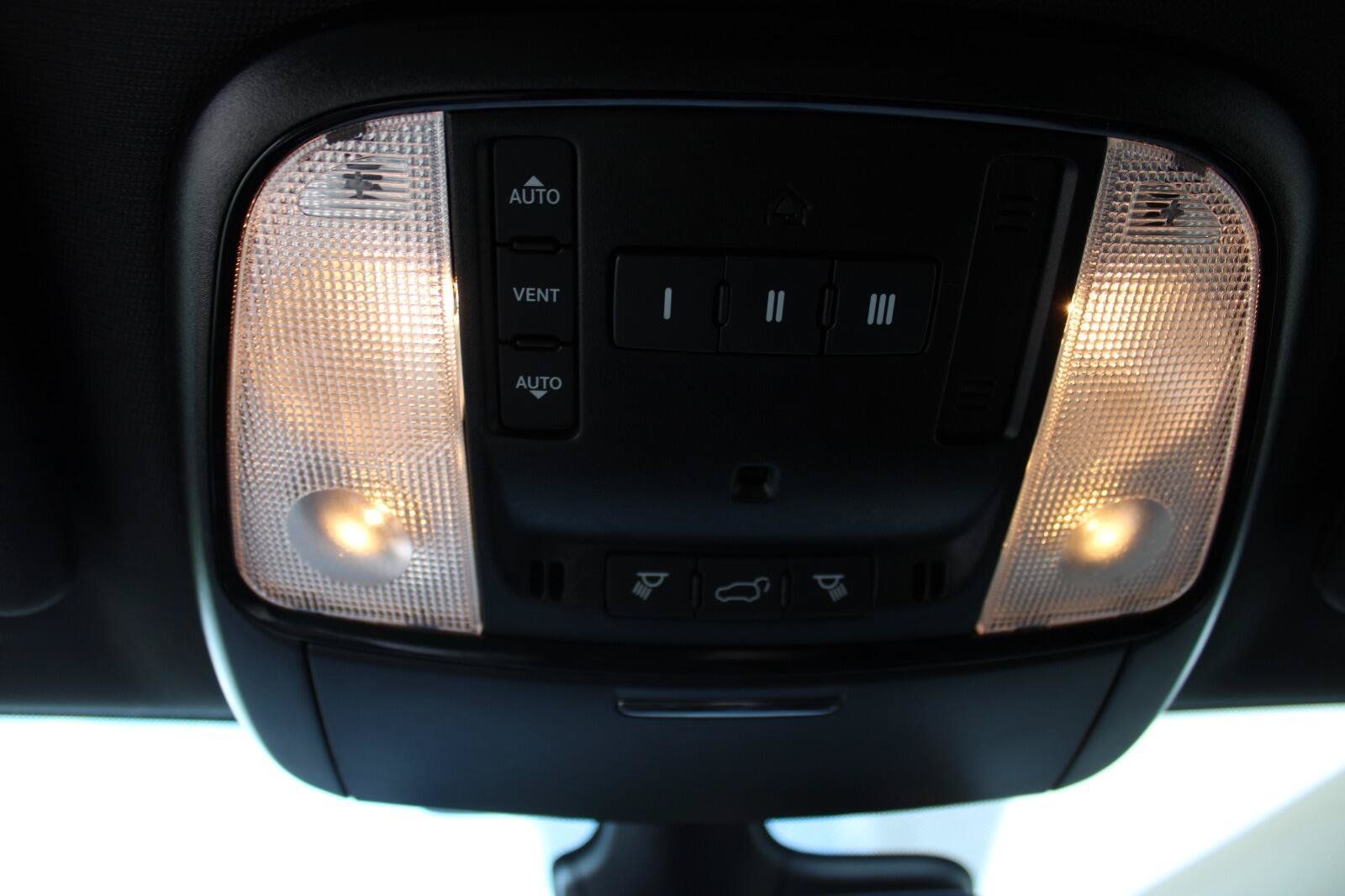 Used 2023 Dodge Durango GT AWD/4WD image 17