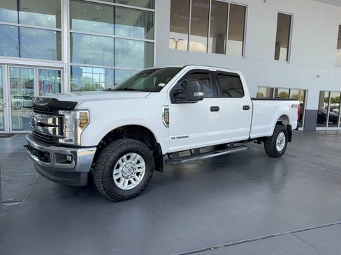 Certified 2019 Ford F250 XLT w/ XLT Value Package AWD/4WD image 2