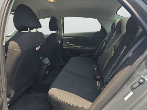 Certified 2026 Hyundai Elantra Hybrid FWD image 19