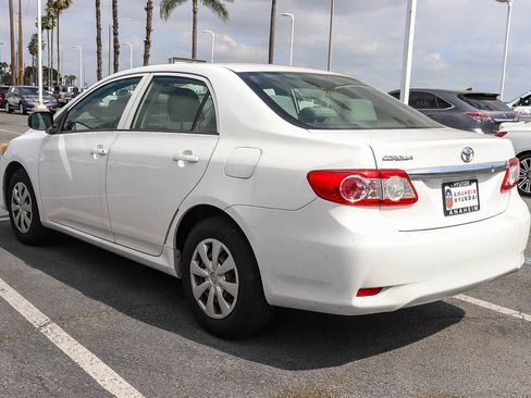 Used 2011 Toyota Corolla L image 7