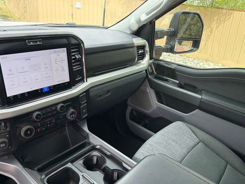 Used 2026 Ford F250 XLT w/ XLT Premium Package image 17