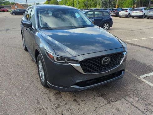 Used 2024 MAZDA CX-5 AWD 2.5 S w/ Select Package image 3