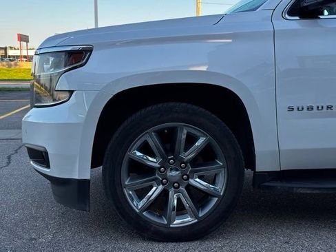 Used 2019 Chevrolet Suburban LT AWD/4WD image 36