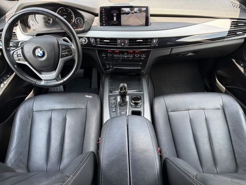 Used 2018 BMW X5 xDrive35d w/ M Sport Package AWD/4WD image 3