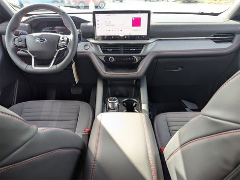 New 2026 Ford Explorer ST-Line w/ ST-Line Street Pack image 14