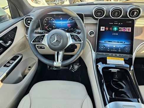 New 2026 Mercedes-Benz GLC 300 4MATIC image 30