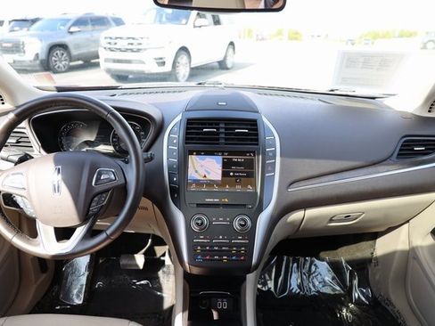 Used 2019 Lincoln MKC Reserve w/ MKC Climate Package image 11