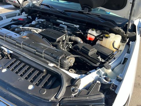 Used 2024 GMC Sierra 2500 AT4 w/ Technology Package image 49