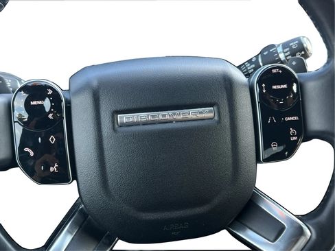 Used 2020 Land Rover Discovery HSE AWD/4WD image 23