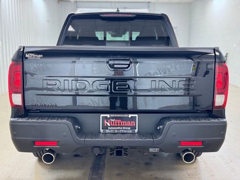 New 2026 Honda Ridgeline Black Edition image 6